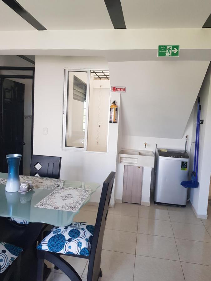 Apartamentos Williams Санта-Роса-де-Кабаль Экстерьер фото